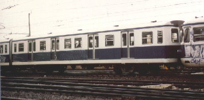 {short description of image}