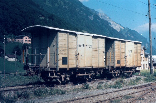 {short description of image}