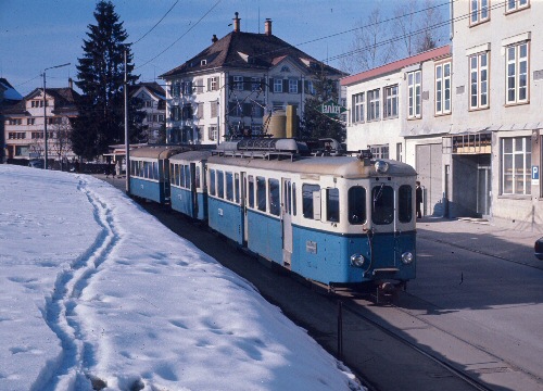 {short description of image}