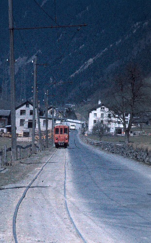 {short description of image}