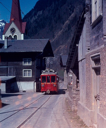 {short description of image}