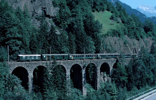 {short description of image}