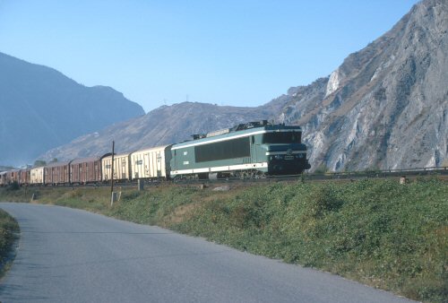 {short description of image}