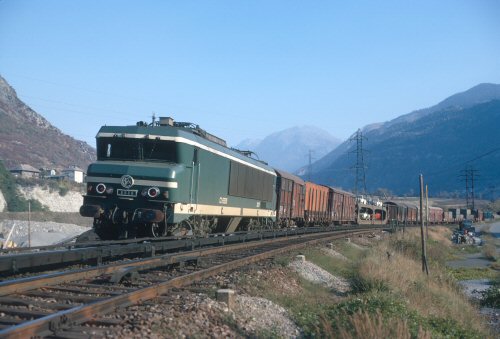 {short description of image}