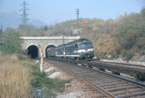 {short description of image}