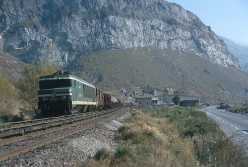 {short description of image}