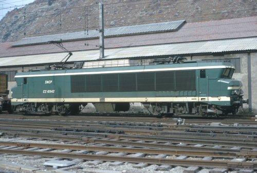 {short description of image}