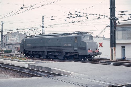 {short description of image}