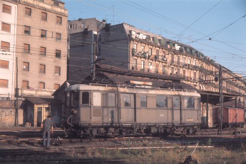 {short description of image}