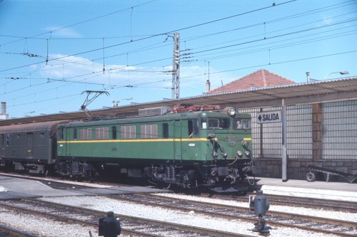 {short description of image}