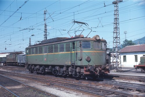 {short description of image}