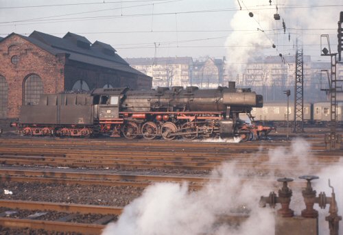 {short description of image}