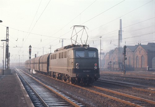 {short description of image}