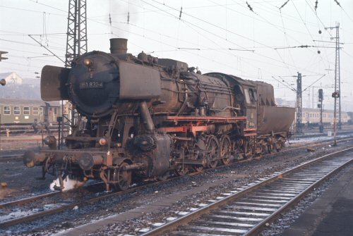 {short description of image}