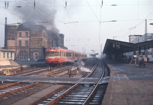 {short description of image}