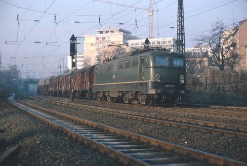 {short description of image}