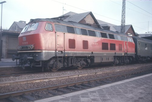 {short description of image}