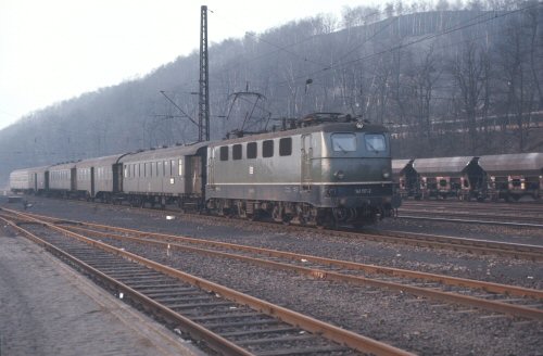 {short description of image}